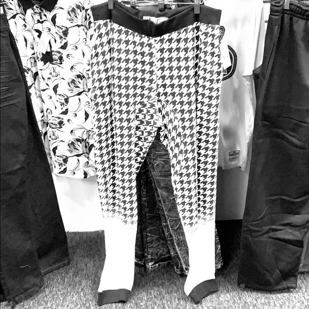 Black and white jogger with adjustable waist